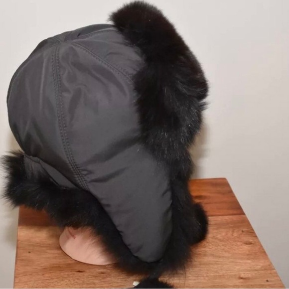 NWOT Genuine Fox Fur Bomber Black HAT - Picture 4 of 6